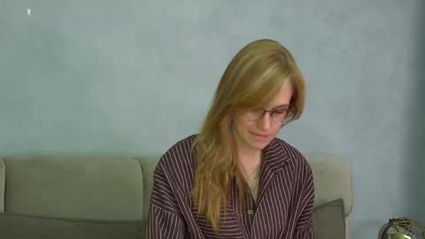 Snapshot of gracehudsons chatting on 22, 4, 2026 Grace online show from 22, 4, 2026