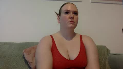 Snapshot of graceloves69 chatting on 18, 4, 2026 Grace Loves online show from 18, 4, 2026