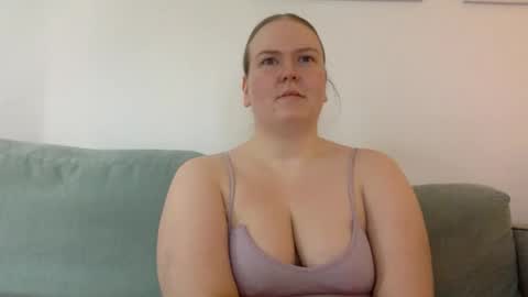 Snapshot of graceloves69 chatting on 17, 5, 2026 Grace Loves online show from 17, 5, 2026