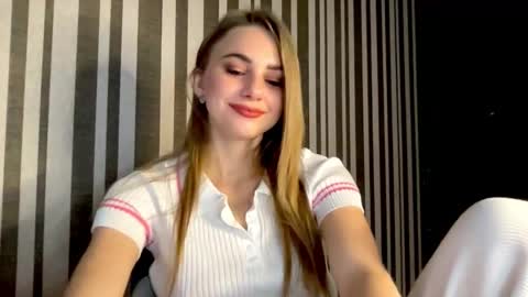 Snapshot of gracetorrezz chatting on 21, 10, 2025 gracetorrezz online show from 21, 10, 2025