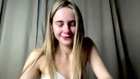 Snapshot of gracetorrezz chatting on 24, 10, 2025 gracetorrezz online show from 24, 10, 2025