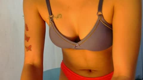 Snapshot of gracia_belle chatting on 15, 6, 2026 belle online show from 15, 6, 2026