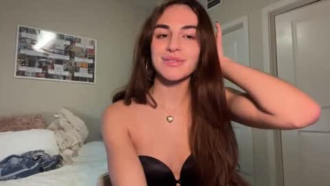 Gracie Smith online show from 18, 12, 2024