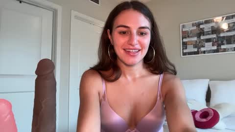 Gracie Smith online show from 8, 9, 2025
