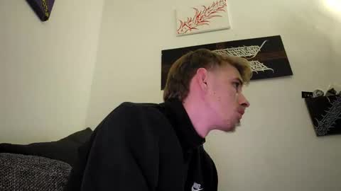 Snapshot of graff4 chatting on 25, 12, 2024 Smallcom online show from 25, 12, 2024