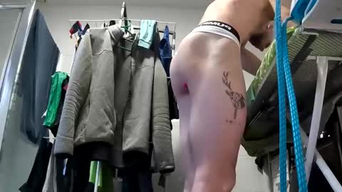 Snapshot of grandbi chatting on 11, 2, 2025 grandbi online show from 11, 2, 2025