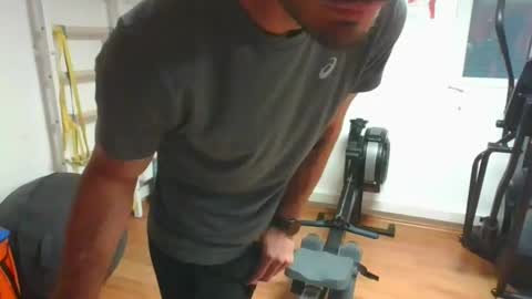 grandbi online show from 24, 4, 2026