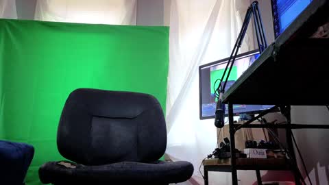  LOADS OF VIDS ONLY  online show from 7, 1, 2025