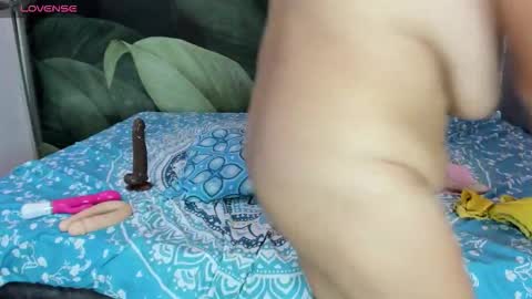 Snapshot of grandmother_milf chatting on 10, 10, 2025 Mi Name is violeta online show from 10, 10, 2025