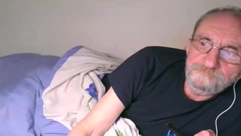 Snapshot of grandpa_mark chatting on 17, 1, 2025 Mark online show from 17, 1, 2025