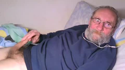 Snapshot of grandpa_mark chatting on 11, 2, 2025 Mark online show from 11, 2, 2025
