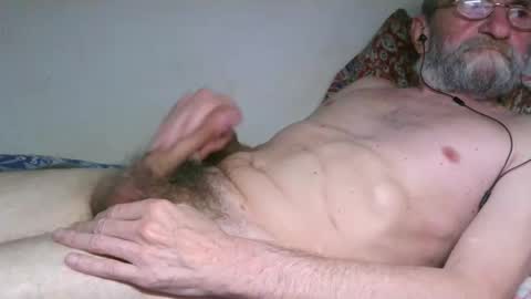 Snapshot of grandpa_mark chatting on 26, 9, 2025 Mark online show from 26, 9, 2025