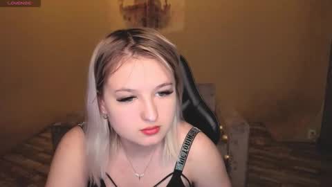 grase_neon online show from 12, 2, 2026