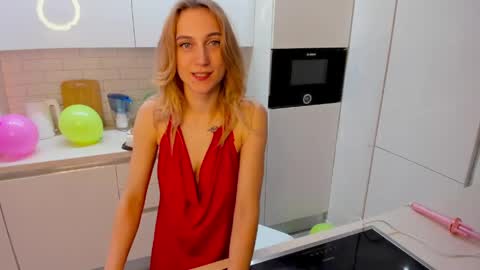 Snapshot of graseflower chatting on 19, 5, 2026 Grase online show from 19, 5, 2026