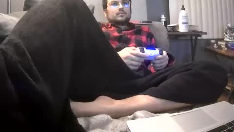 Snapshot of gratiotony chatting on 28, 12, 2024 Get US to 1000 you wont be disapointed online show from 28, 12, 2024