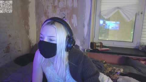 Snapshot of graylovescookies chatting on 11, 1, 2025 graylovescookies online show from 11, 1, 2025