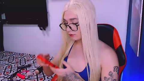 grecia_9inchs online show from 19, 10, 2025