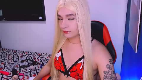 grecia_9inchs online show from 21, 10, 2025