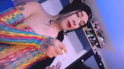 grecia_9inchs online show from 16, 11, 2025