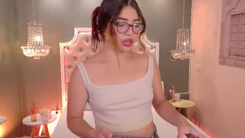 Snapshot of green_love_ chatting on 13, 7, 2026 Greenlove online show from 13, 7, 2026