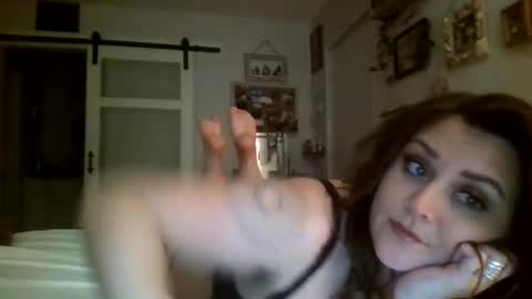 greeneyedbombshell online show from 16, 1, 2025