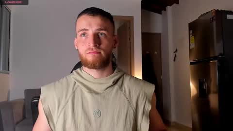 Snapshot of greeneyes_col chatting on 6, 2, 2025 Juan online show from 6, 2, 2025