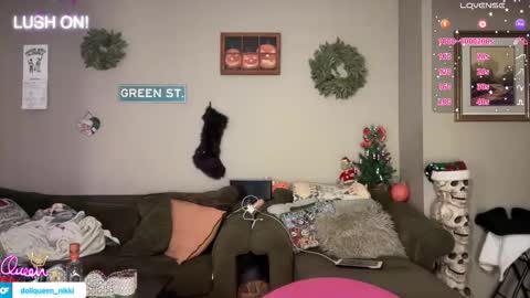 SexQueen Nikki online show from 6, 1, 2026