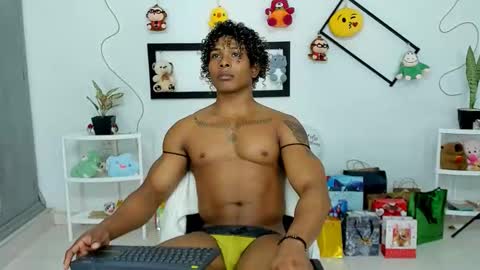 Snapshot of gregoriiandmax chatting on 20, 11, 2025 Gregori online show from 20, 11, 2025