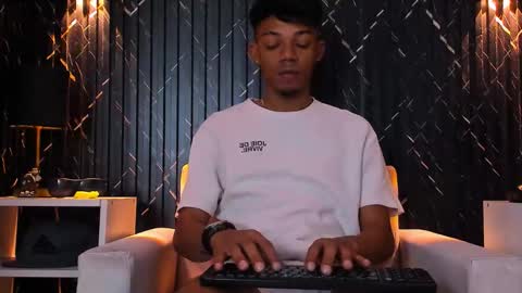 Snapshot of gregory_sforza chatting on 11, 9, 2025 GregorySforza online show from 11, 9, 2025