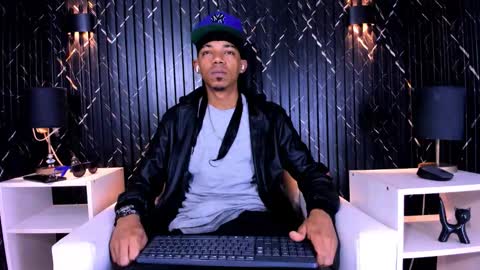 Snapshot of gregory_sforza chatting on 23, 10, 2025 GregorySforza online show from 23, 10, 2025