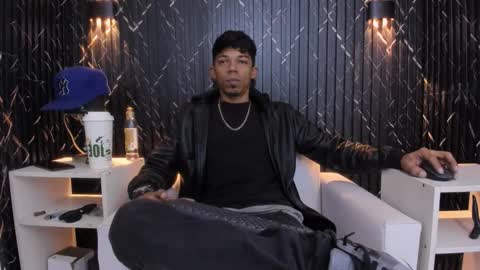 Snapshot of gregory_sforza chatting on 6, 11, 2025 GregorySforza online show from 6, 11, 2025