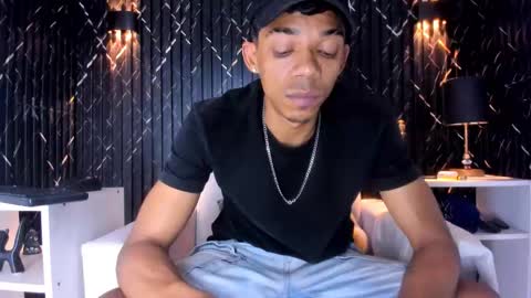 Snapshot of gregory_sforza chatting on 26, 11, 2025 GregorySforza online show from 26, 11, 2025