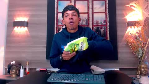 Snapshot of gregory_sforza chatting on 2, 12, 2025 GregorySforza online show from 2, 12, 2025