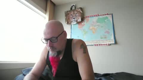 Snapshot of gregrev chatting on 31, 12, 2024 gregrev online show from 31, 12, 2024