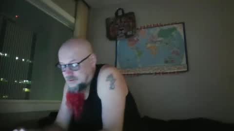Snapshot of gregrev chatting on 1, 1, 2025 gregrev online show from 1, 1, 2025