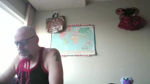 Snapshot of gregrev chatting on 24, 9, 2025 gregrev online show from 24, 9, 2025