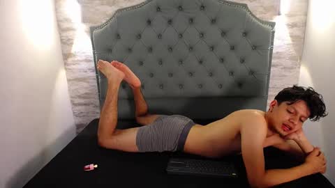 Gremory - Redlin online show from 13, 2, 2025