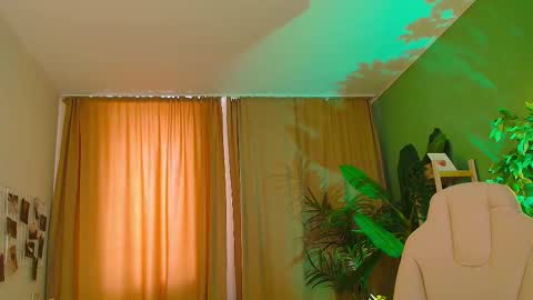 gretchen_mol online show from 6, 3, 2026