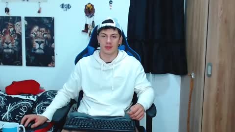 griego01 online show from 27, 2, 2025