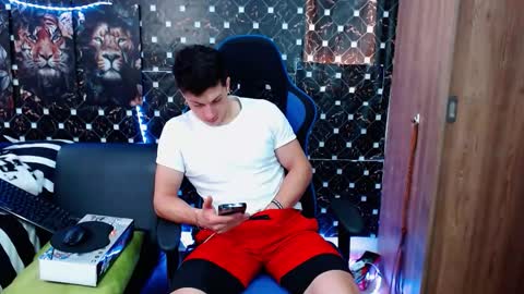 griego01 online show from 10, 9, 2025