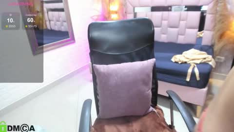 Snapshot of griselle_rousse chatting on 4, 12, 2025 online show from 4, 12, 2025