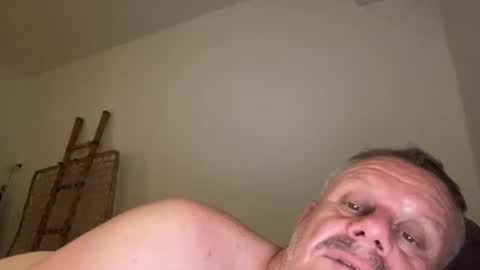 mika online show from 25, 12, 2024