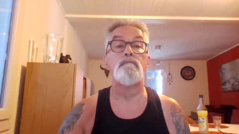 Snapshot of grybear60 chatting on 8, 7, 2026 Grybear online show from 8, 7, 2026