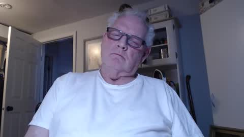 Horny Daddy online show from 11, 4, 2026