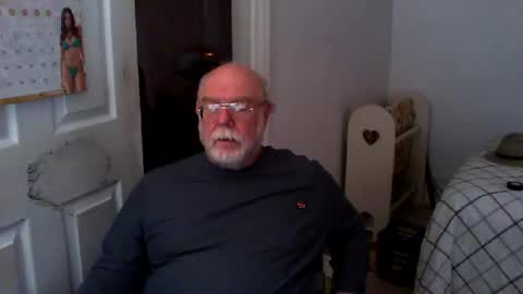 Gary online show from 8, 2, 2025