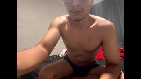 Snapshot of gtrap233 chatting on 21, 11, 2025 gtrap233 online show from 21, 11, 2025