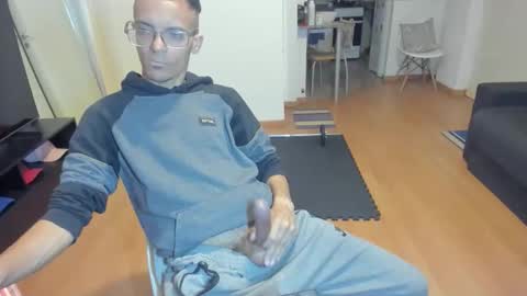 guachin_new online show from 10, 9, 2025