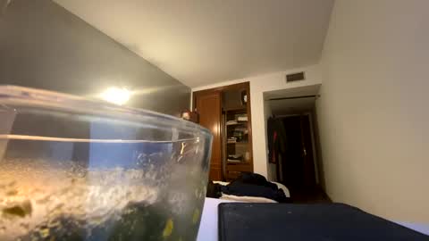 guardiannif_ online show from 20, 1, 2025