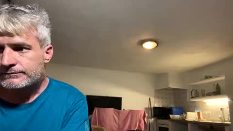 guardiannif_ online show from 8, 3, 2025