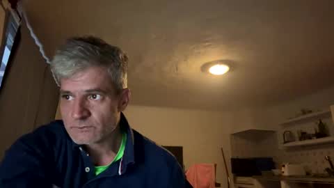 guardiannif_ online show from 11, 3, 2025